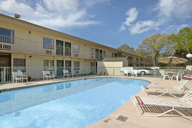 Super 8 by Wyndham Clarksville AR Exteriör bild